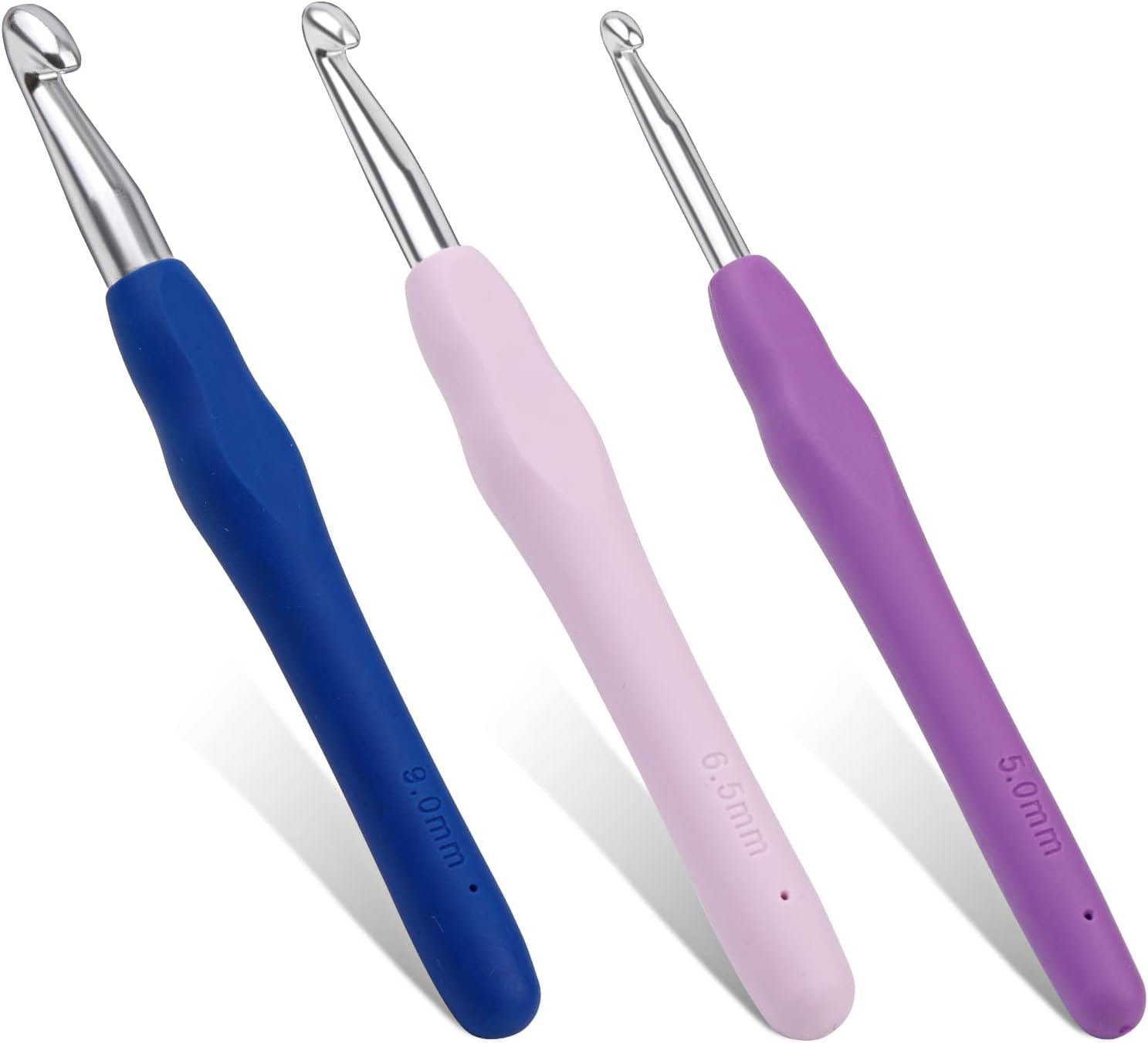 3 Sizes Crochet Hooks,Ergonomic Arthritis Handle,5.5 inch Long Beginner’s Knitting Needle and Color Soft Handle Smooth Knitting Needle DIY Knitting Kit for Knitting Sweaters,Scarves and Hats