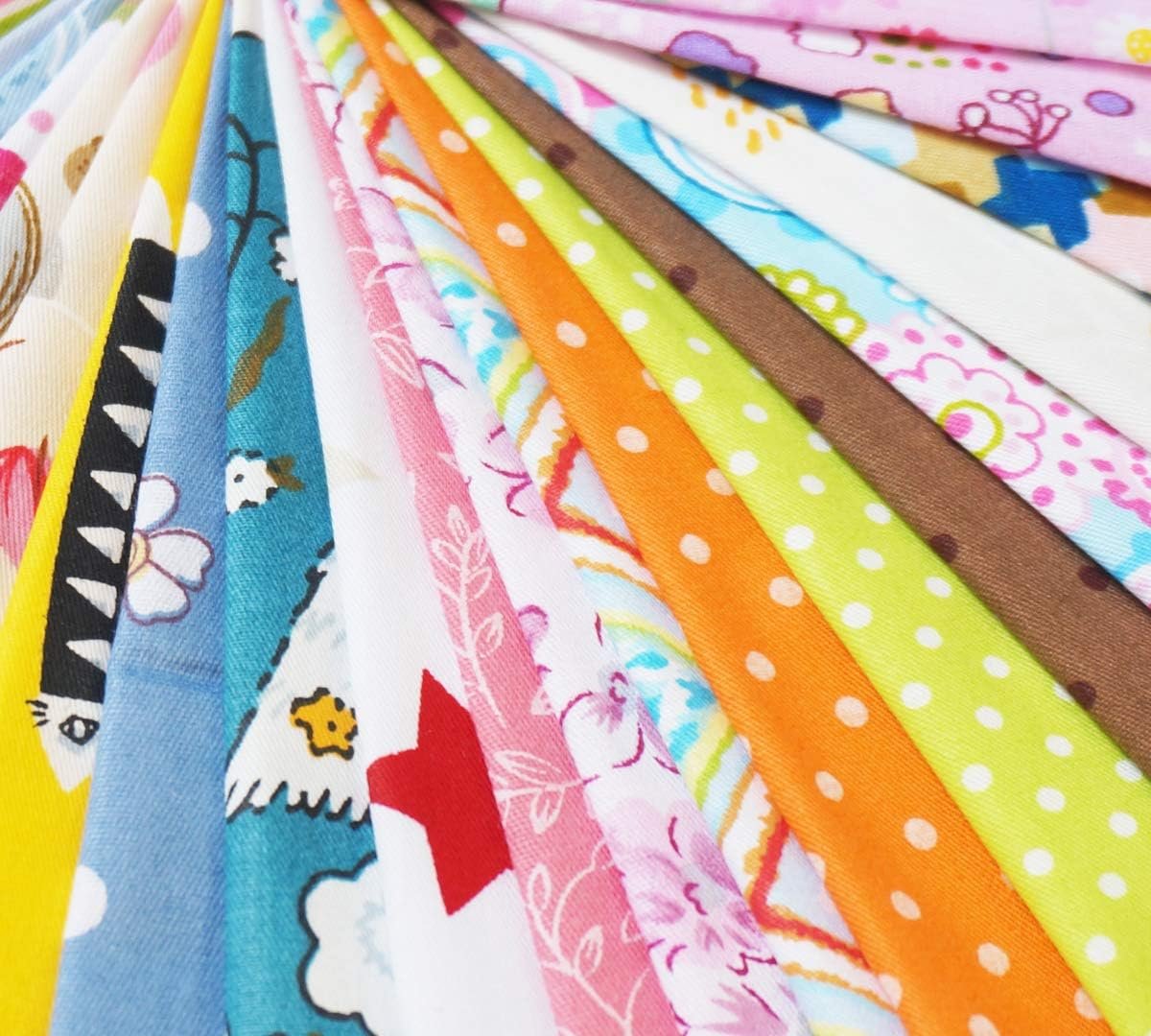 levylisa 100 Pieces 6” x 6”100% Printed Cotton Quilting Fabric Patchwork Precut Fabric Quilt Squares DIY Sewing Quarter Bundle Fabric for DIY Craft Embellishment Sewing Scrapbooking Quilting